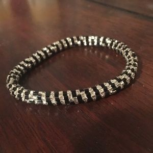 BRAND NEW Lily and Laura bracelet